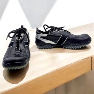 Soho Men's Black and Silver Athletic Shoes Spike Soles Sz 9.5 NWT